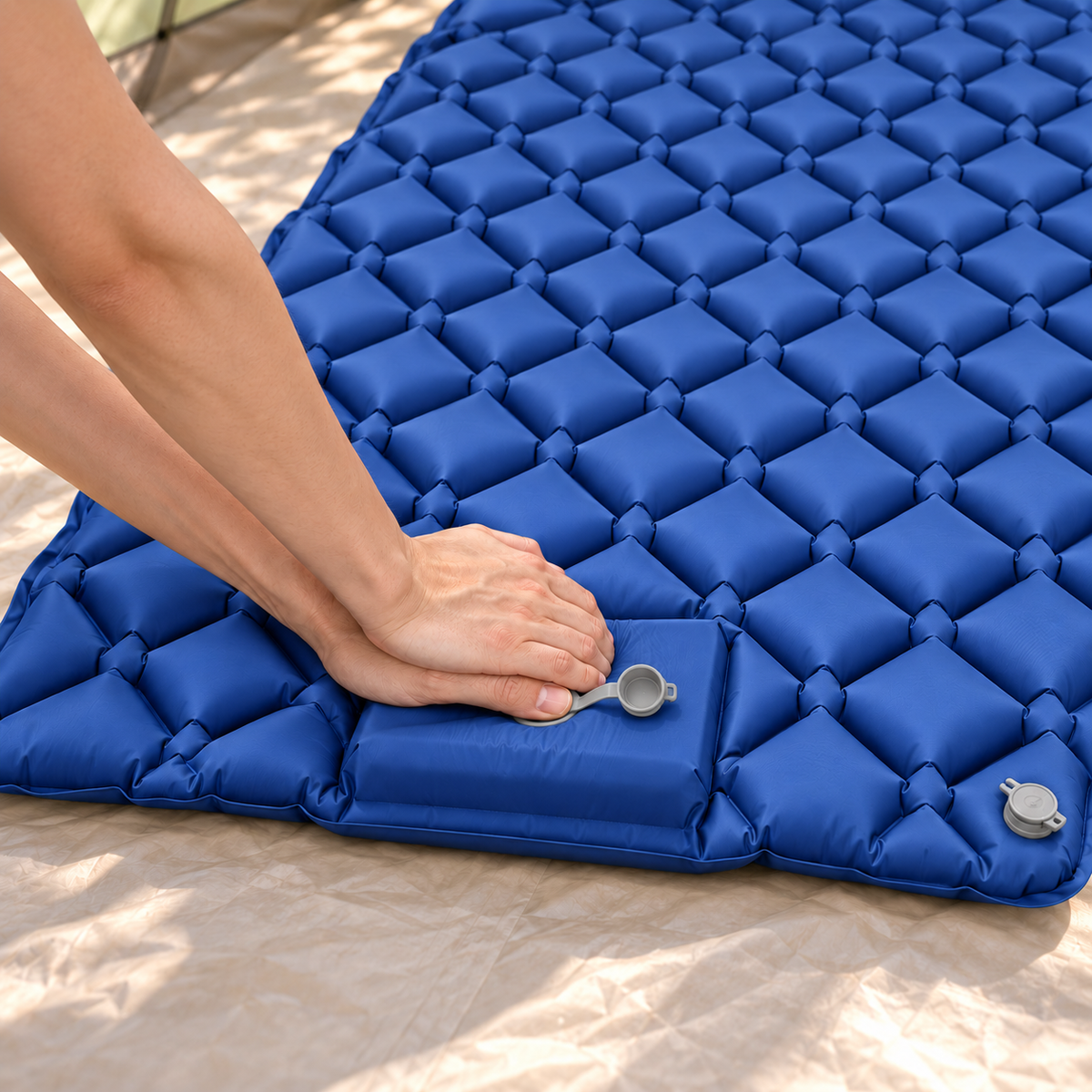 Blue double pad — built in press pump